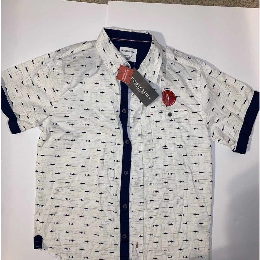 Boy’s Youth button down shirt. Distortion brand shirt